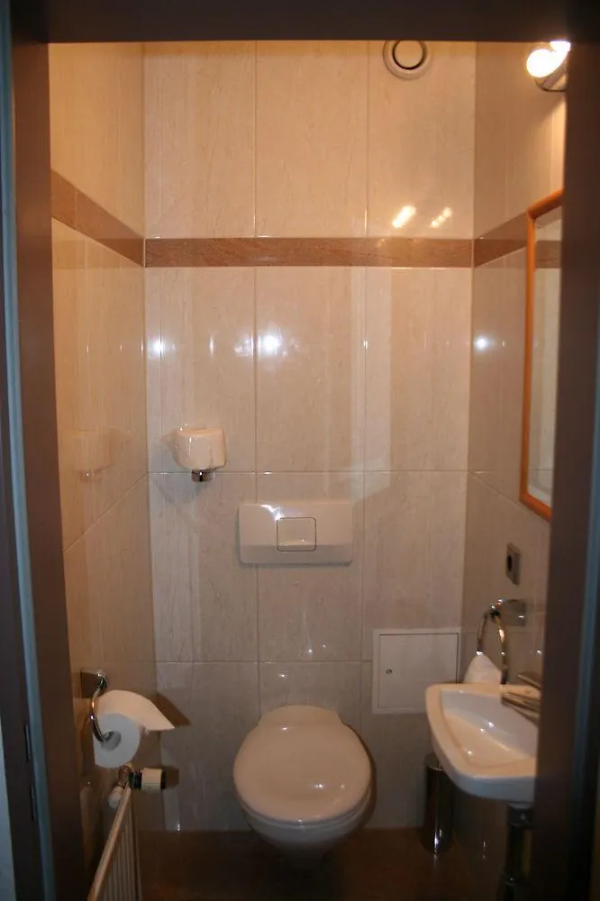 Hotel Duesseldorf City By Tulip Inn