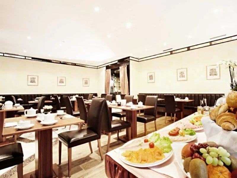 Hotel Duesseldorf City By Tulip Inn